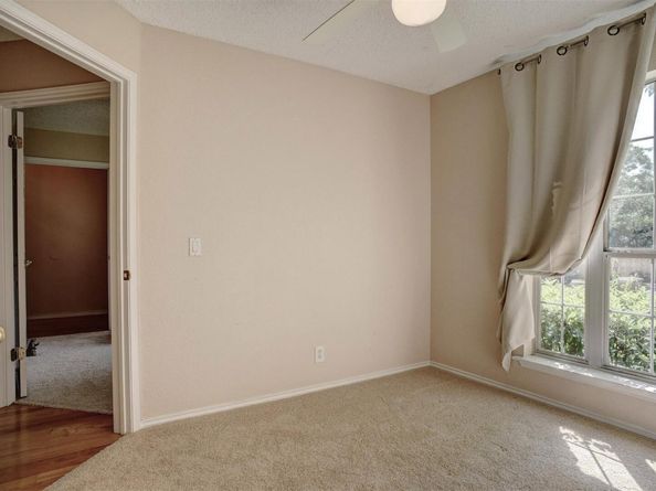 9134 Edwardson LN, Austin TX 78749