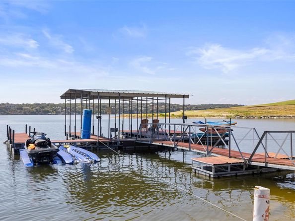 1101 Ivean Pearson RD F208, Lago Vista TX 78645