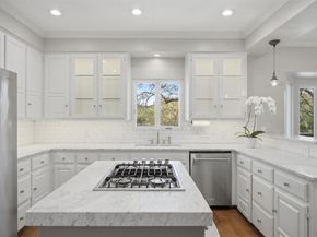 5705 Carry Back LN, Austin TX 78746