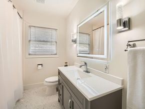 811 E 45th ST, Austin TX 78751