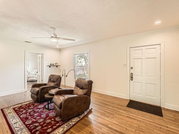 811 E 45th ST, Austin TX 78751