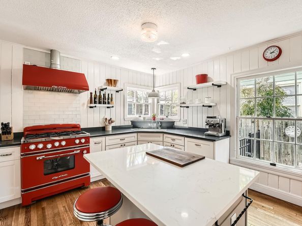 811 E 45th ST, Austin TX 78751
