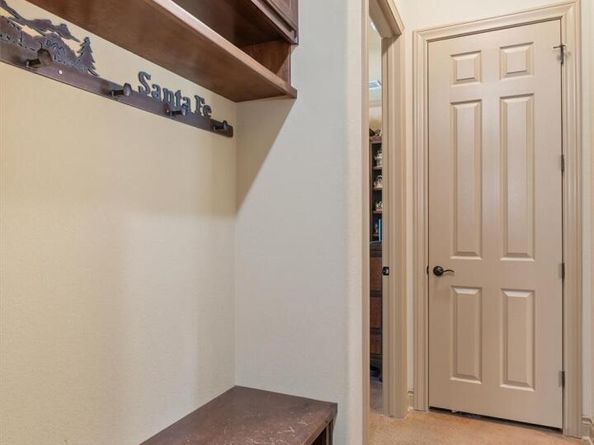 141 Canyon Oak LOOP, Georgetown TX 78633