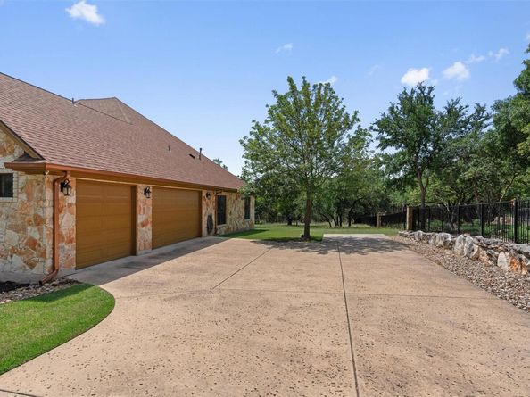 141 Canyon Oak LOOP, Georgetown TX 78633