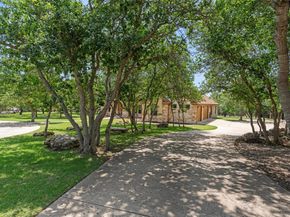 141 Canyon Oak LOOP, Georgetown TX 78633