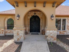 141 Canyon Oak LOOP, Georgetown TX 78633
