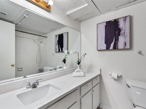 6910 Hart LN 203, Austin TX 78731