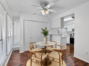 6910 Hart LN 203, Austin TX 78731