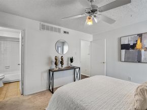 6910 Hart LN 203, Austin TX 78731