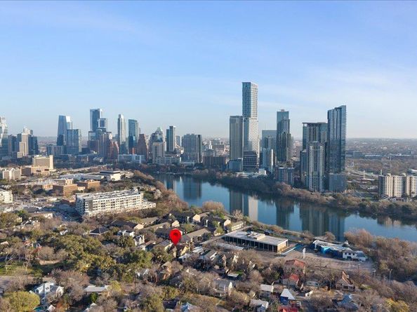 512 Sunny LN A, Austin TX 78704