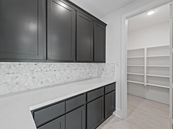 7424 Desert Needle DR, Lago Vista TX 78645