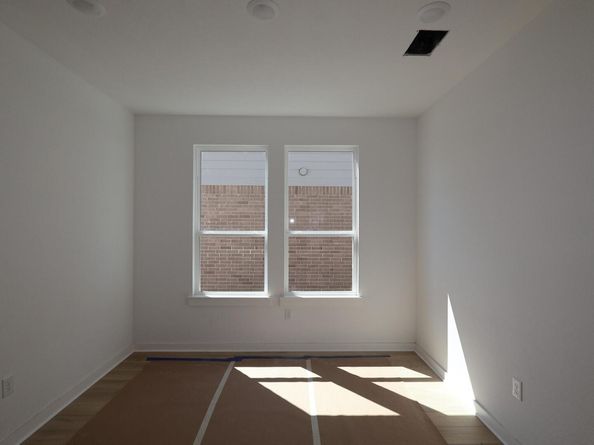 3925 Waxahachie RD, Leander TX 78641