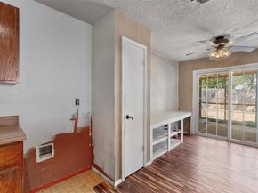 1808 Heatherglen LN, Austin TX 78758