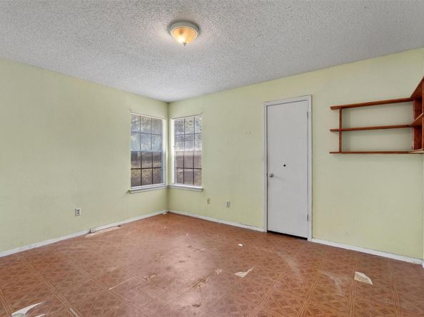 1808 Heatherglen LN, Austin TX 78758