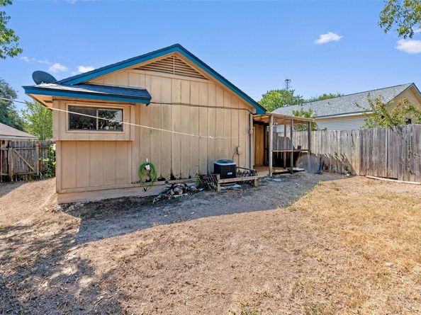 1808 Heatherglen LN, Austin TX 78758