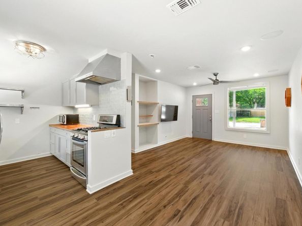 6209 Peggy ST, Austin TX 78723