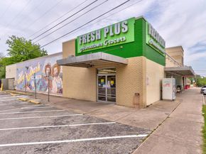611 E 45th ST 15, Austin TX 78751