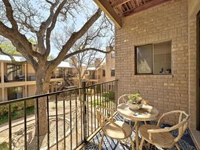 611 E 45th ST 15, Austin TX 78751
