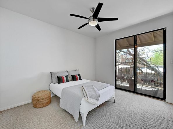 611 E 45th ST 15, Austin TX 78751