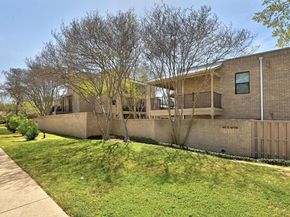 611 E 45th ST 15, Austin TX 78751
