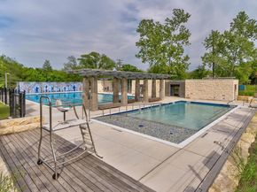 611 E 45th ST 15, Austin TX 78751