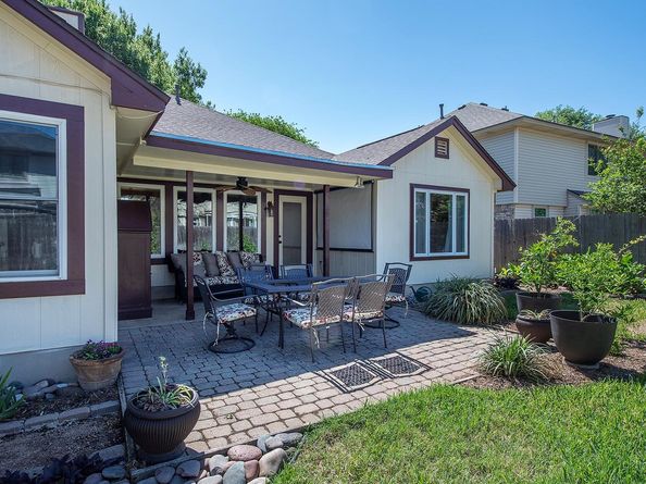 8318 Glen Canyon DR, Round Rock TX 78681