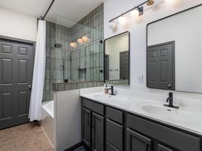532 Lookout Tree LN, Round Rock TX 78664