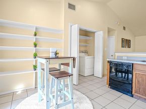 11901 Swearingen DR 113, Austin TX 78758