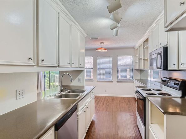 3845 Ranch Road 2222 DR 24, Austin TX 78731