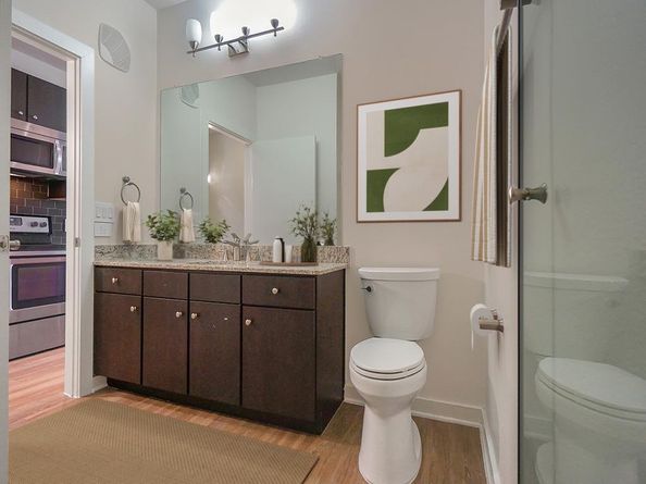 1900 Barton Springs RD 4013, Austin TX 78704