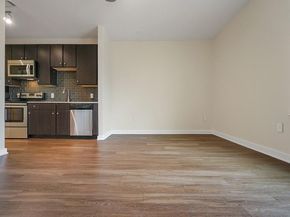1900 Barton Springs RD 4013, Austin TX 78704
