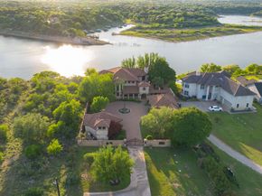 25110 River RD, Spicewood TX 78669
