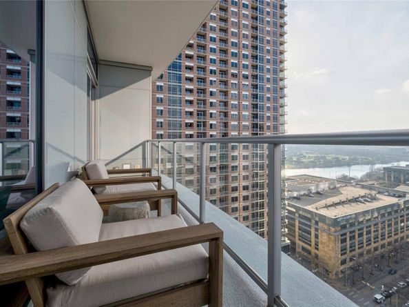 200 Congress Ave 18AE, Austin TX 78701