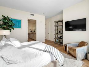 200 Congress Ave 18AE, Austin TX 78701