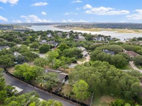 506 Explorer, Lakeway TX 78734