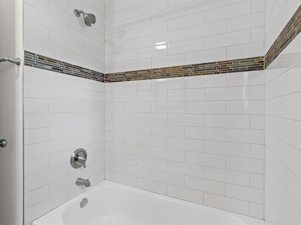 6305 Vioitha DR B, Austin TX 78723