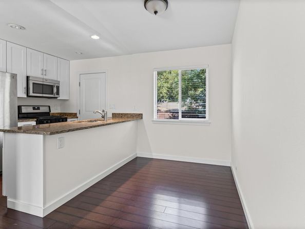 6305 Vioitha DR B, Austin TX 78723