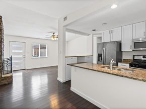 6305 Vioitha DR B, Austin TX 78723