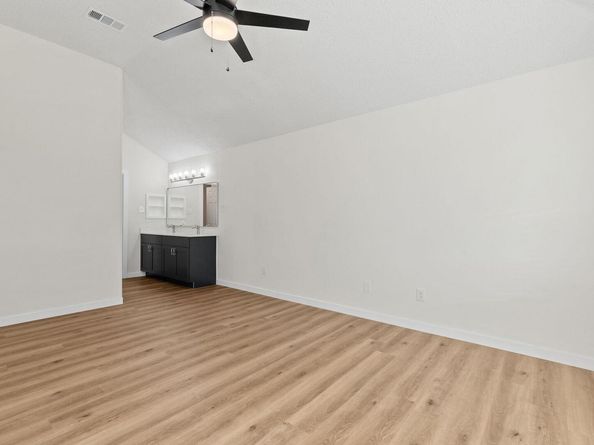 712 Clearwater TRL, Round Rock TX 78664