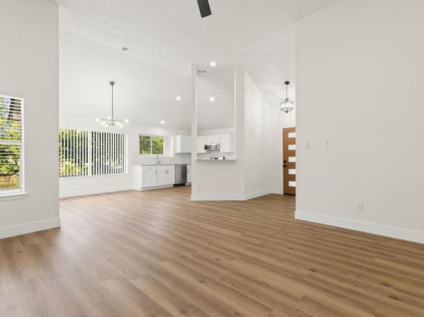 712 Clearwater TRL, Round Rock TX 78664