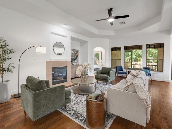 102 Rivulet LN, Lakeway TX 78738