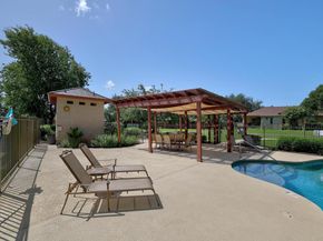 102 Rivulet LN, Lakeway TX 78738