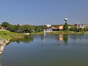 102 Rivulet LN, Lakeway TX 78738