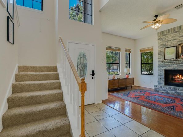 1104 Crestview ST, Round Rock TX 78681
