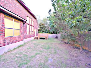 1933 Chasewood DR, Austin TX 78727