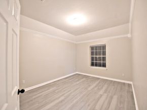 1933 Chasewood DR, Austin TX 78727