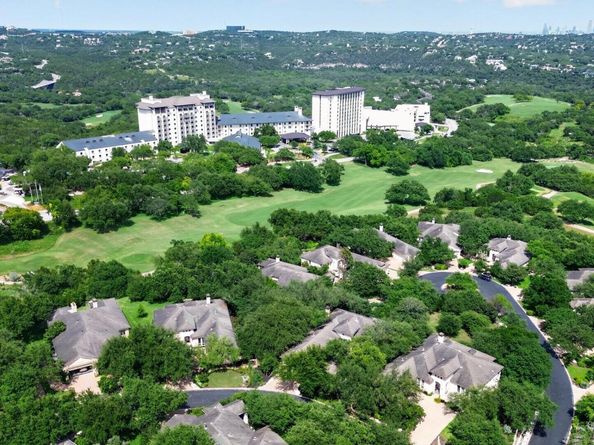 2305 Barton Creek BLVD 40, Austin TX 78735
