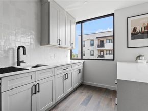 1800 E 4th ST 296, Austin TX 78702