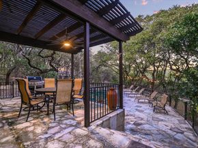 9106 Glenlake DR, Austin TX 78730