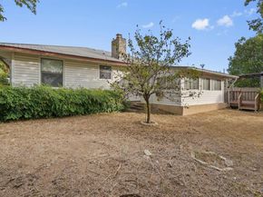 13108 Lamplight Village Ave, Austin TX 78727